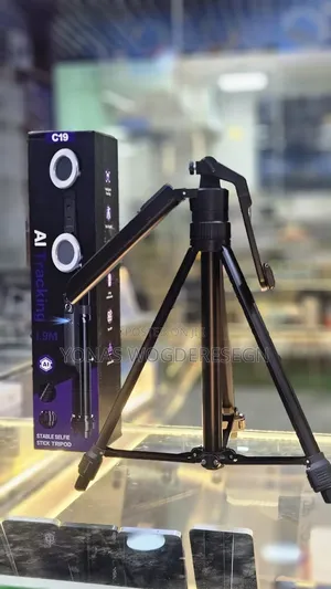 C19 Auto Face Tracking Tripod Selfie Stick With Ai Smart Tracking