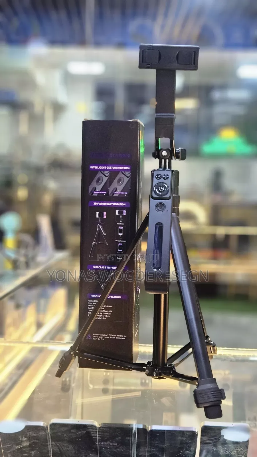 C19 Auto Face Tracking Tripod Selfie Stick With Ai Smart Tracking