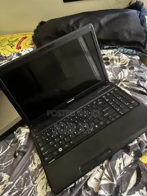 Laptop Toshiba Satellite C665 4GB Intel Core i5 HDD 128GB