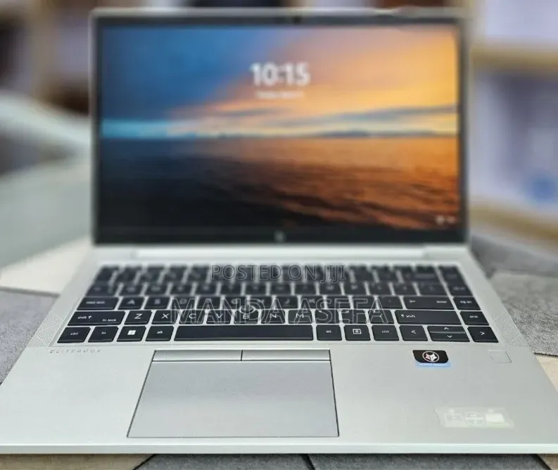 New Laptop HP EliteBook 840 G8 16GB Intel Core i5 SSD 512GB