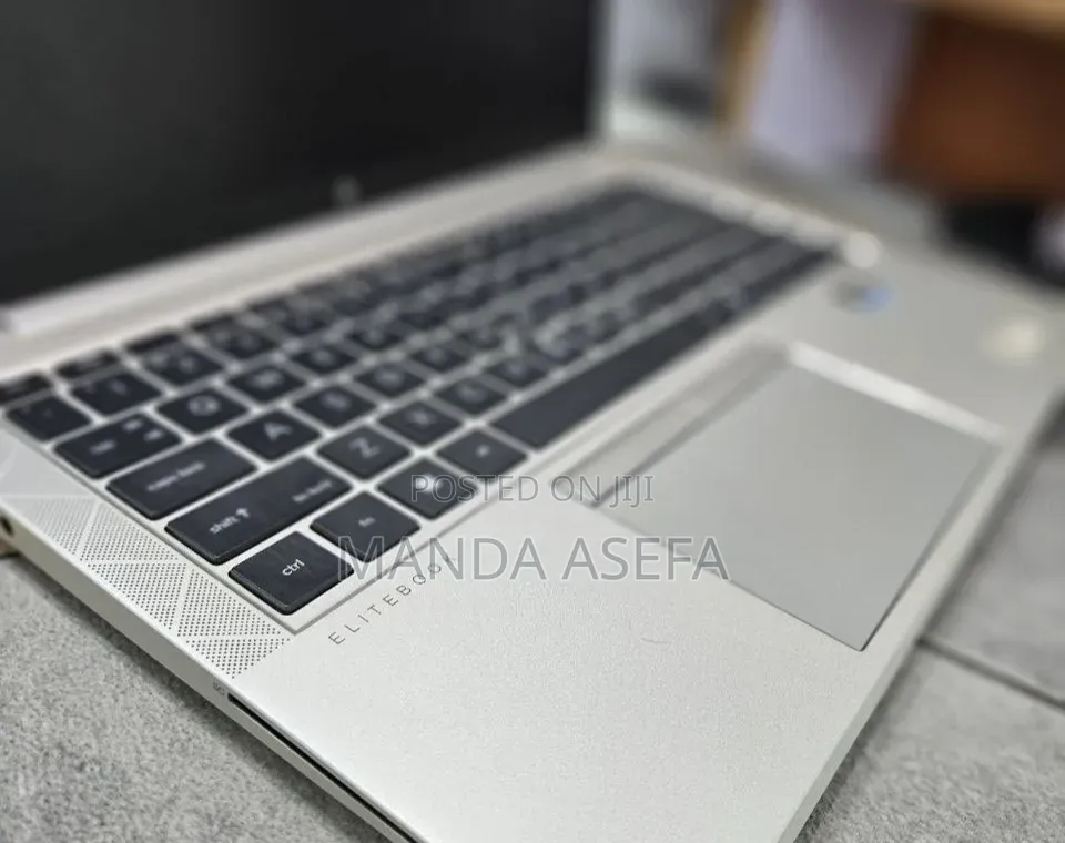 New Laptop HP EliteBook 840 G8 16GB Intel Core i7 SSD 512GB