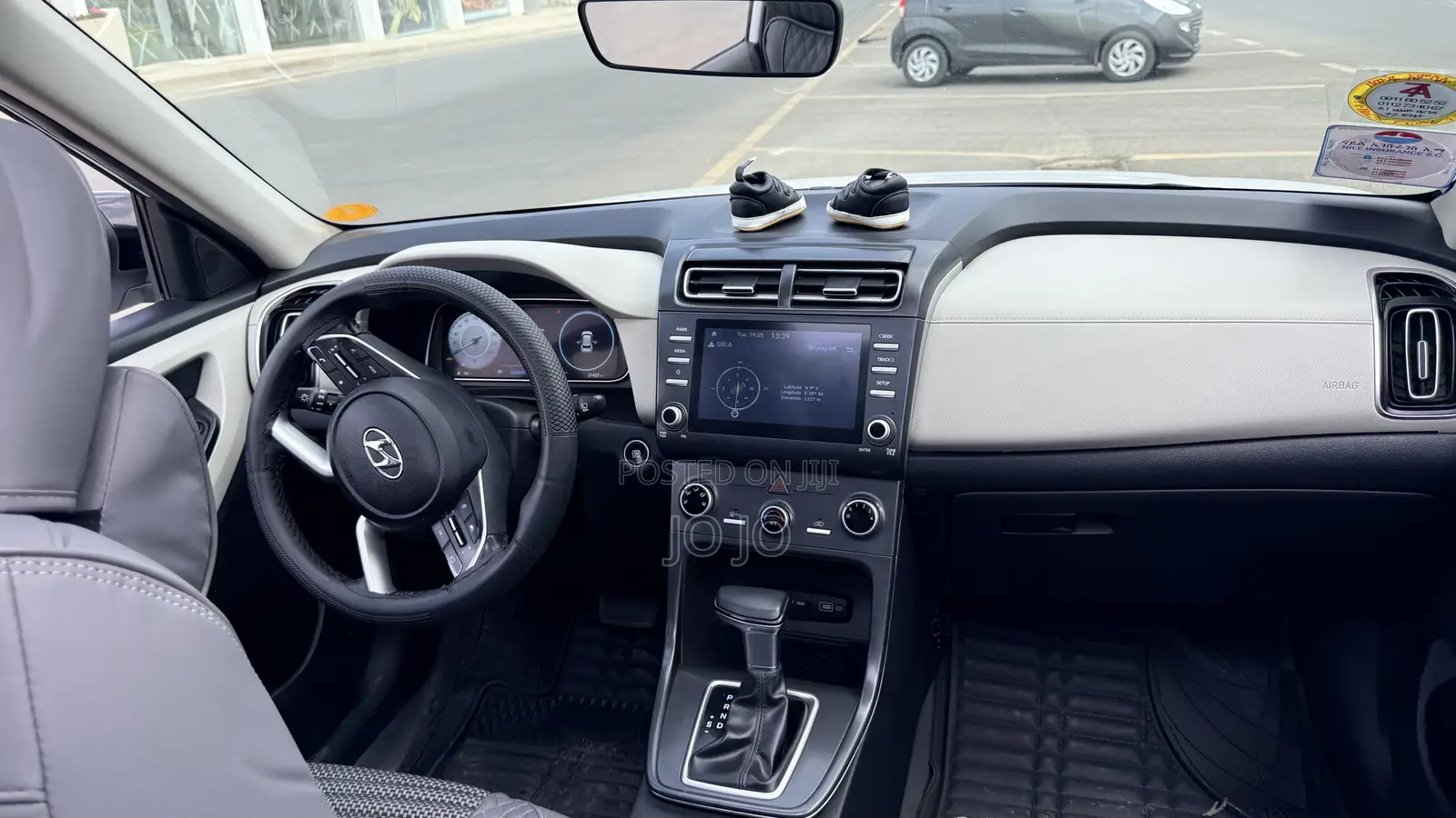 Hyundai Creta 2022 White