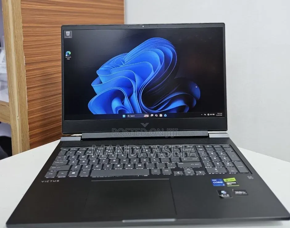 New Laptop HP Victus 16 32GB Intel Core i7 SSD 1T