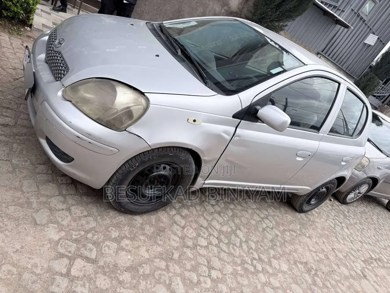 Toyota Vitz 1.0 FWD 3dr 2003 Silver
