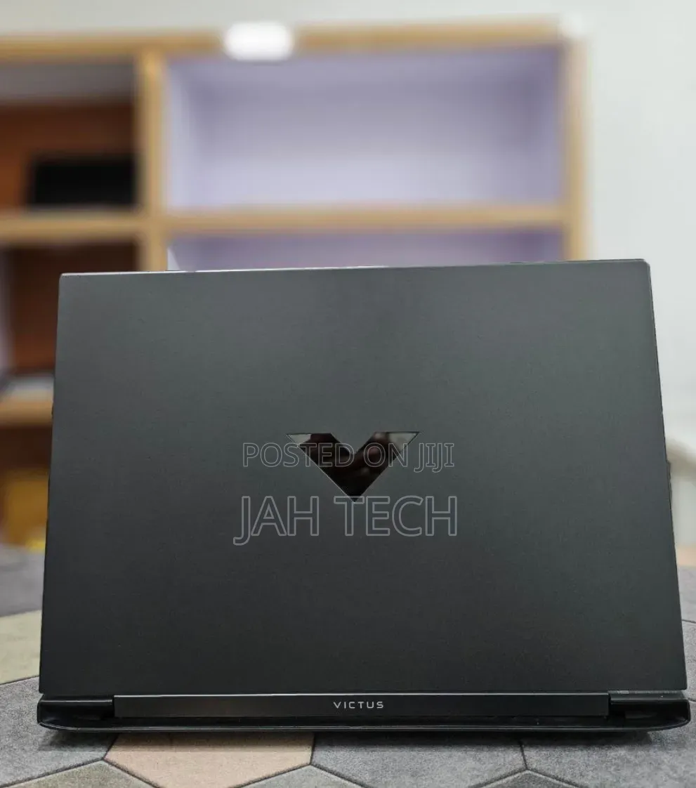 New Laptop HP Victus 16 32GB Intel Core i7 SSD 1T