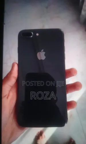 Apple iPhone 8 Plus 64 GB Black