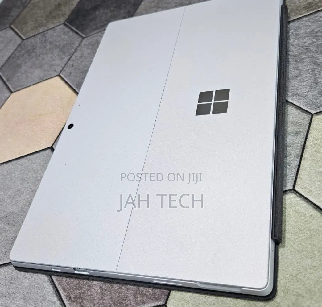 New Laptop Microsoft Surface Pro 7+ 16GB Intel Core i7 SSD 512GB