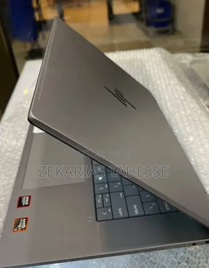New Laptop HP OmniBook X Flip 14" 16GB AMD Ryzen 5 SSD 512GB