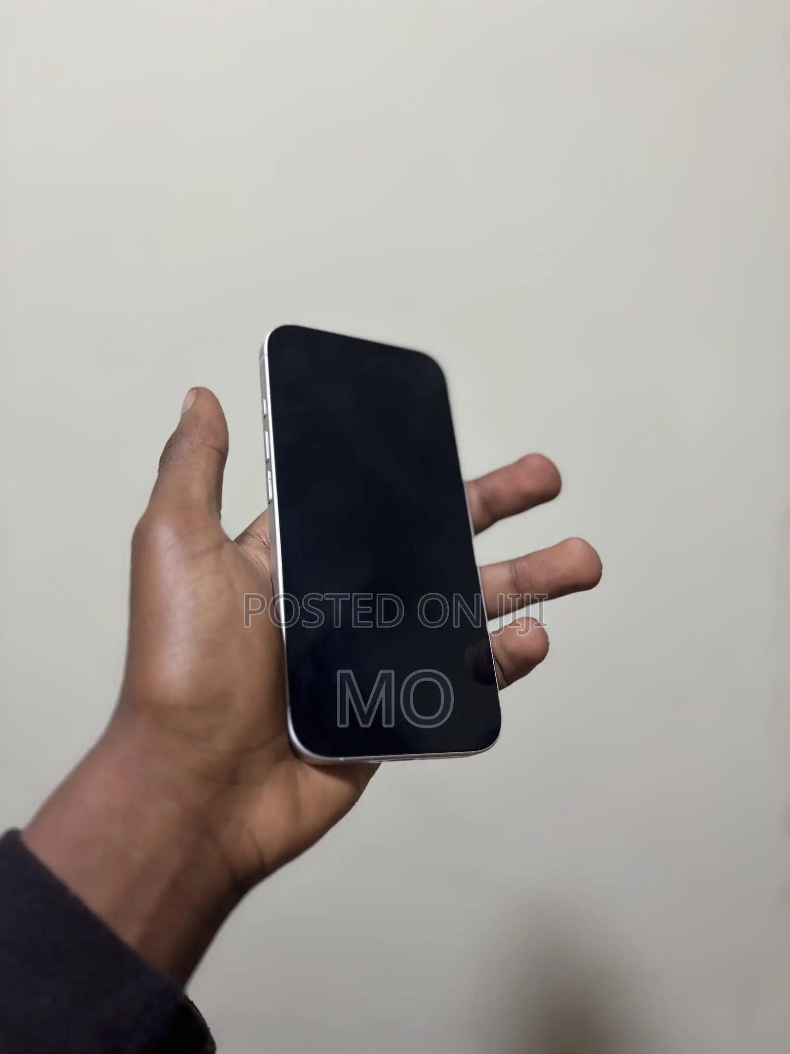 New Apple iPhone 16 128 GB White