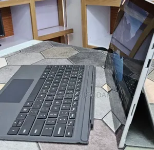 New Laptop Microsoft Surface Pro 7+ 16GB Intel Core i7 SSD 512GB