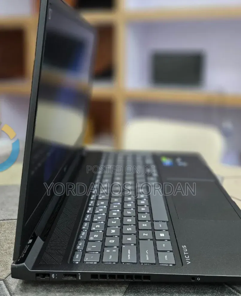 New Laptop HP Victus 16 32GB Intel Core i7 SSD 1T