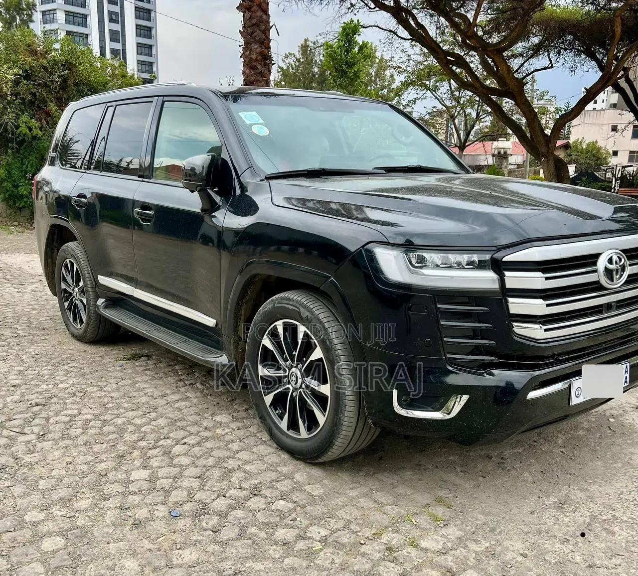 Toyota Land Cruiser 4.5 V8 GX-R 2012 Black