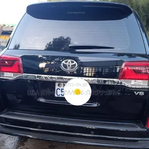 Toyota Land Cruiser 2021 Maroon