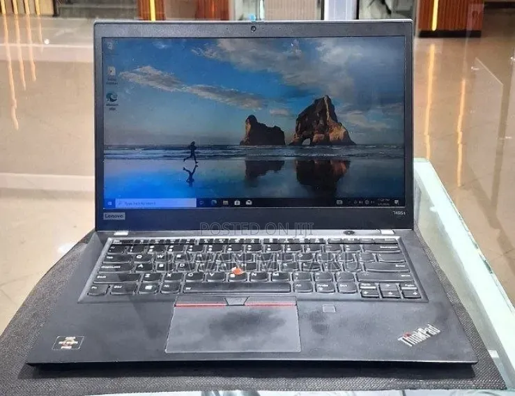 New Laptop Lenovo ThinkPad t495s 16GB AMD Ryzen 7 SSD 512GB