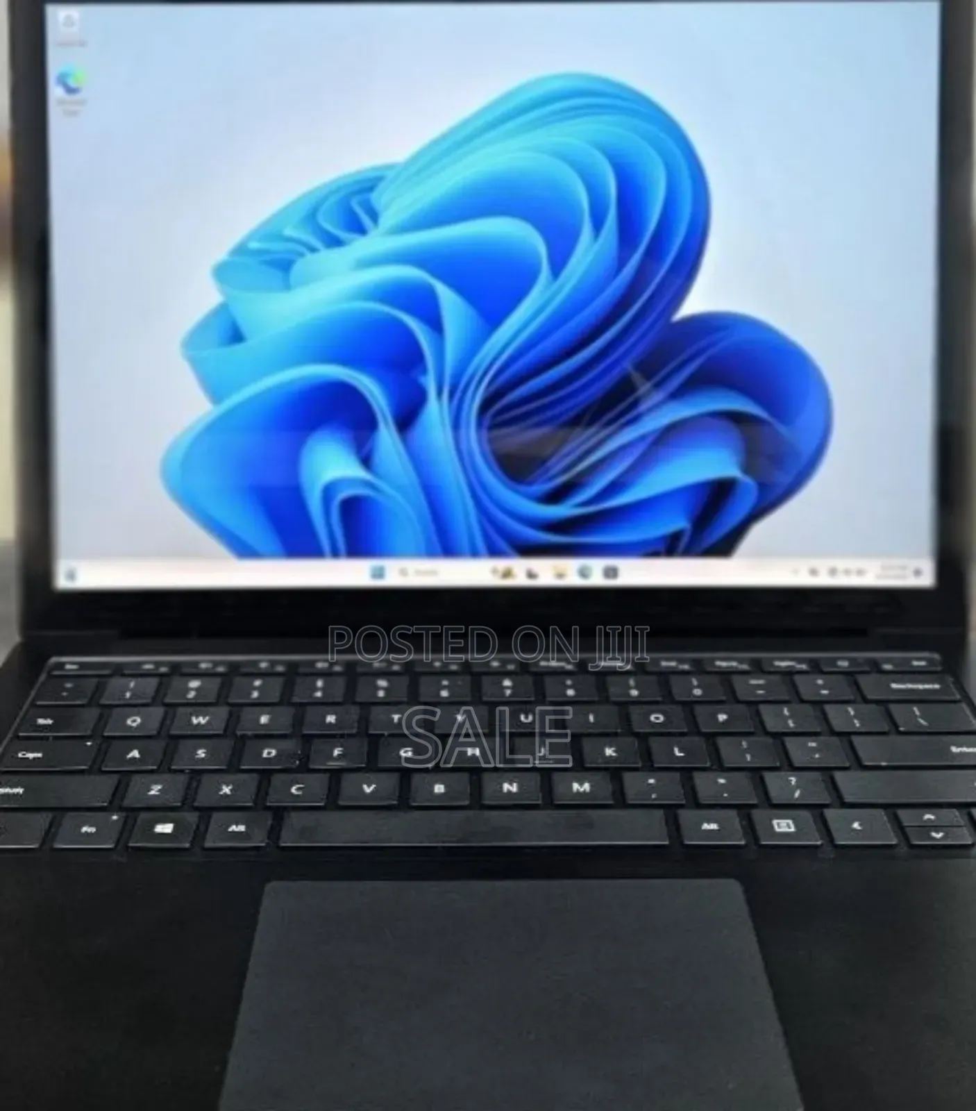New Laptop Microsoft Surface 16GB Intel Core i7 SSD 512GB