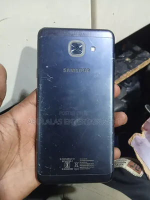 Samsung Galaxy J7 Max 32 GB Black