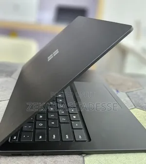 New Laptop Microsoft Surface Laptop 4 16GB Intel Core i7 SSD 512GB