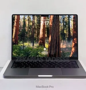 New Laptop Apple MacBook Pro 2023 M2 16GB Apple M2 SSD 512GB