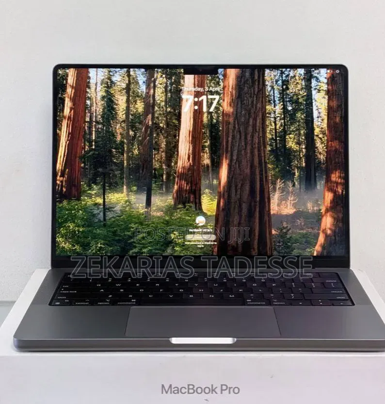 New Laptop Apple MacBook Pro 2023 M2 16GB Apple M2 SSD 512GB