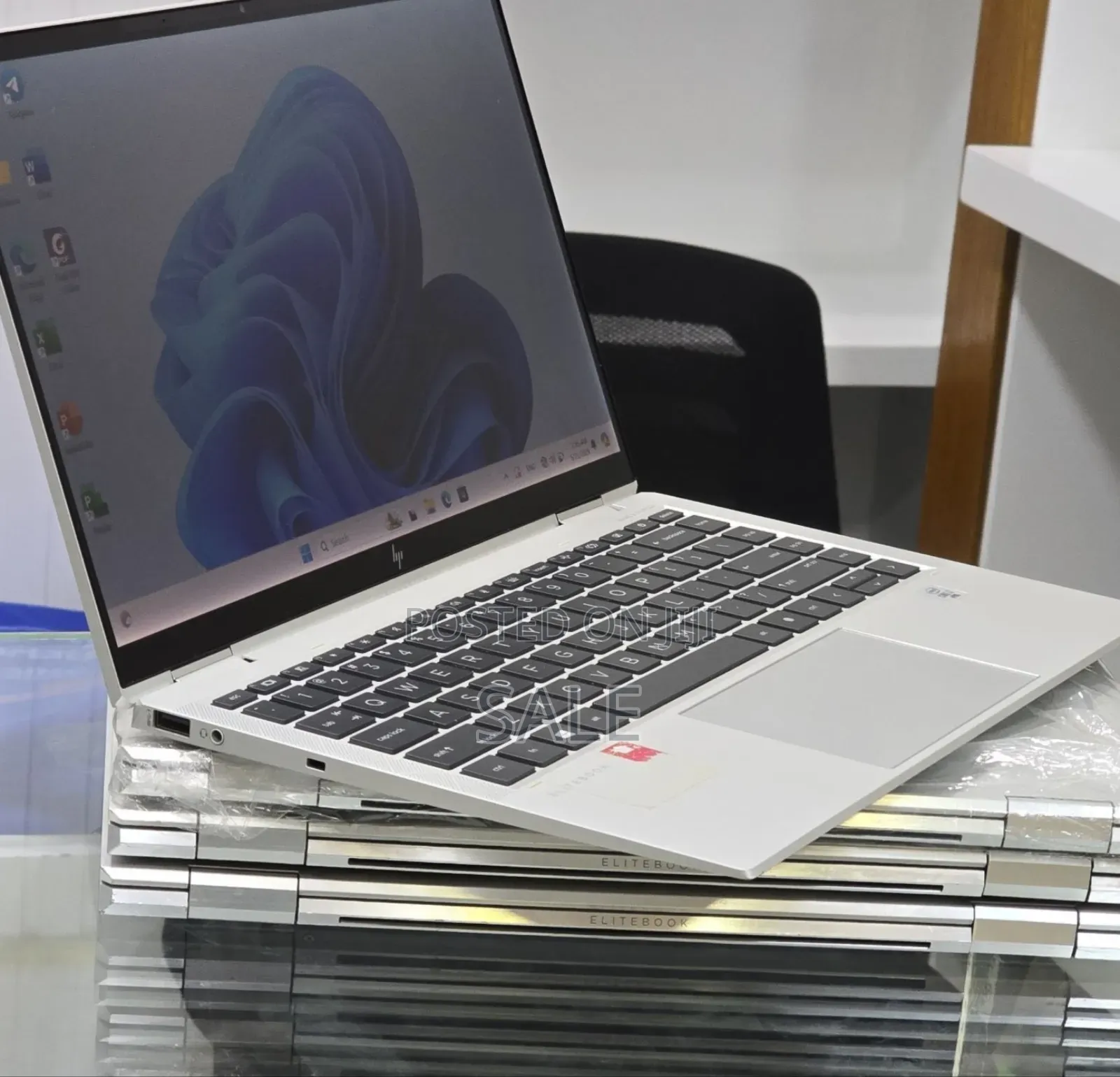 New Laptop HP EliteBook x360 1040 G7 16GB Intel Core i7 SSD 512GB