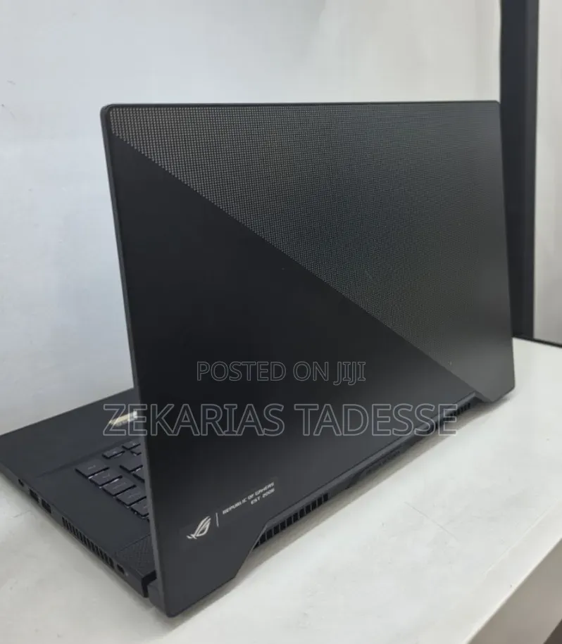 New Laptop Asus ROG Zephyrus G15 16GB Intel Core i7 SSD 1T