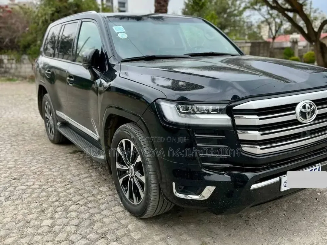 Toyota Land Cruiser 2012 Matt Black