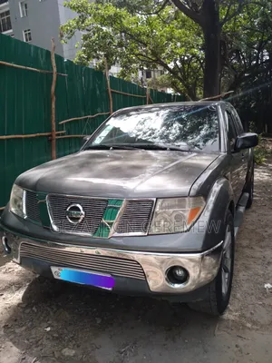 Nissan Frontier 2006 Gray