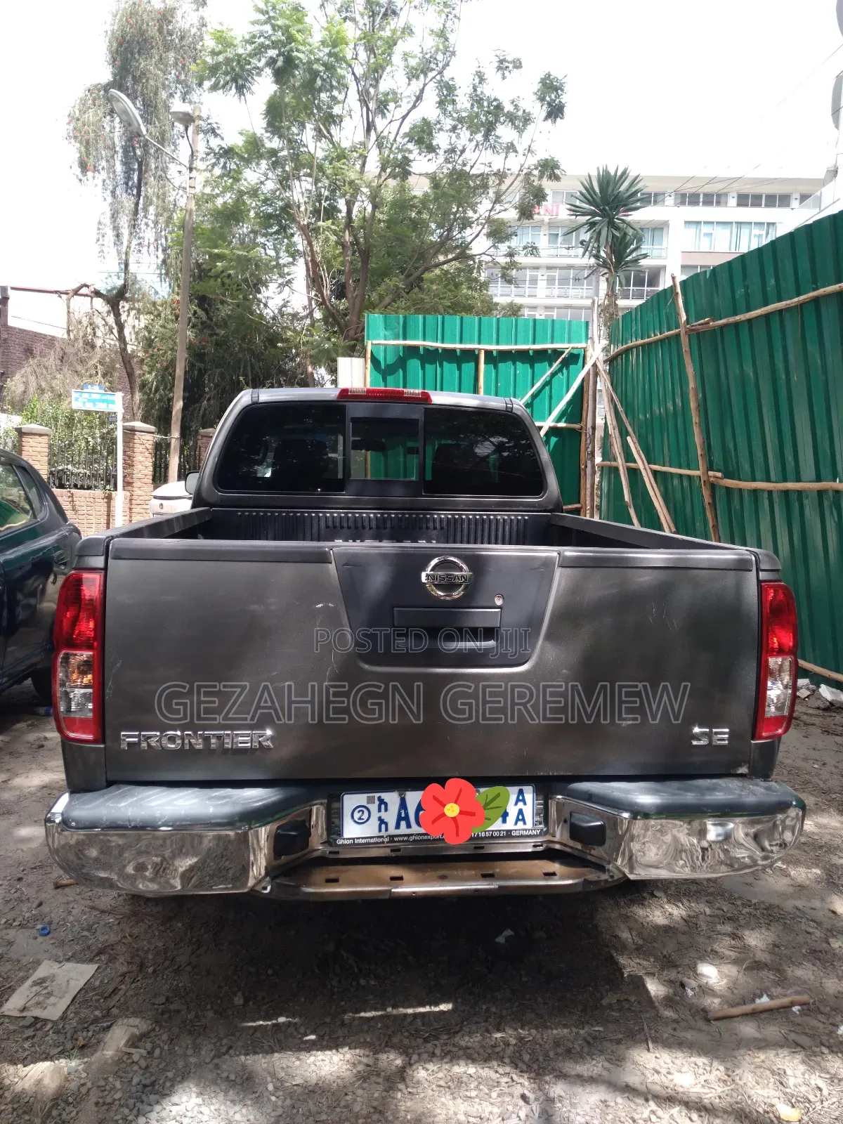 Nissan Frontier 2006 Gray