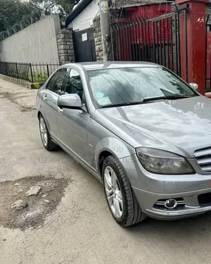 Mercedes-Benz C180 2010 Silver