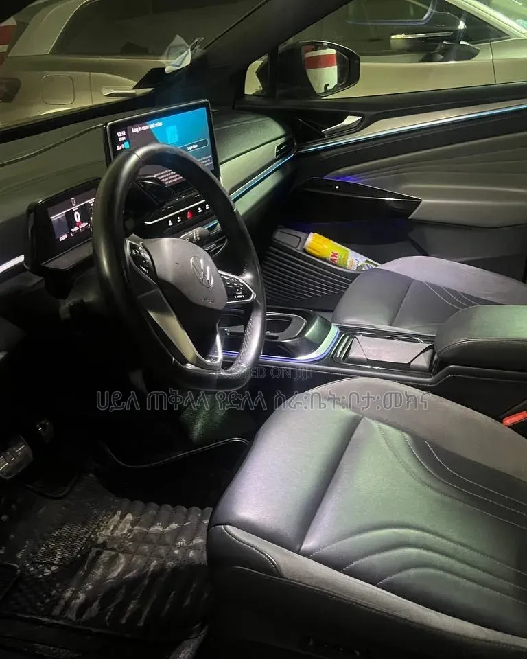 Volkswagen ID.4 2023 Gray