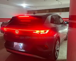 Volkswagen ID.4 2023 Gray