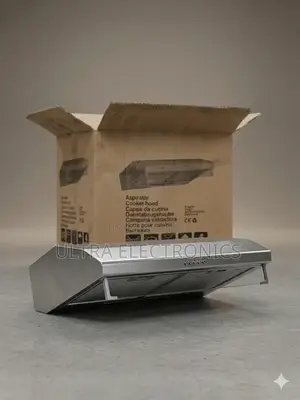 Saker Hood Kitchen Cooker Installation Under a Cabinet Design
