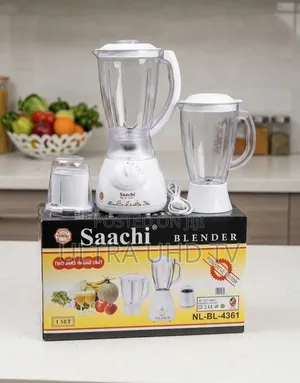 Saachi 3-in-1 Blender With a Glass Jar and a Grinder Attachment.