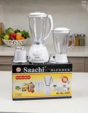 Saachi 3-in-1 Blender With a Glass Jar and a Grinder Attachment.