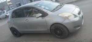 Toyota Yaris 2010 Gray