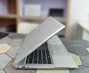 New Laptop HP EliteBook 850 G8 16GB Intel Core i7 SSD 512GB