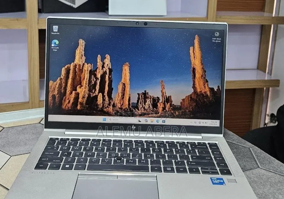 New Laptop HP EliteBook 840 G8 16GB Intel Core i5 SSD 512GB