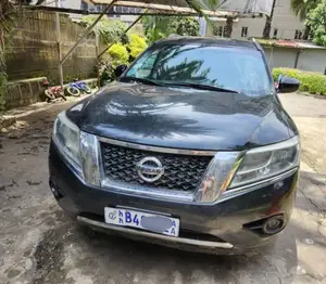 Nissan Pathfinder 2013 Black