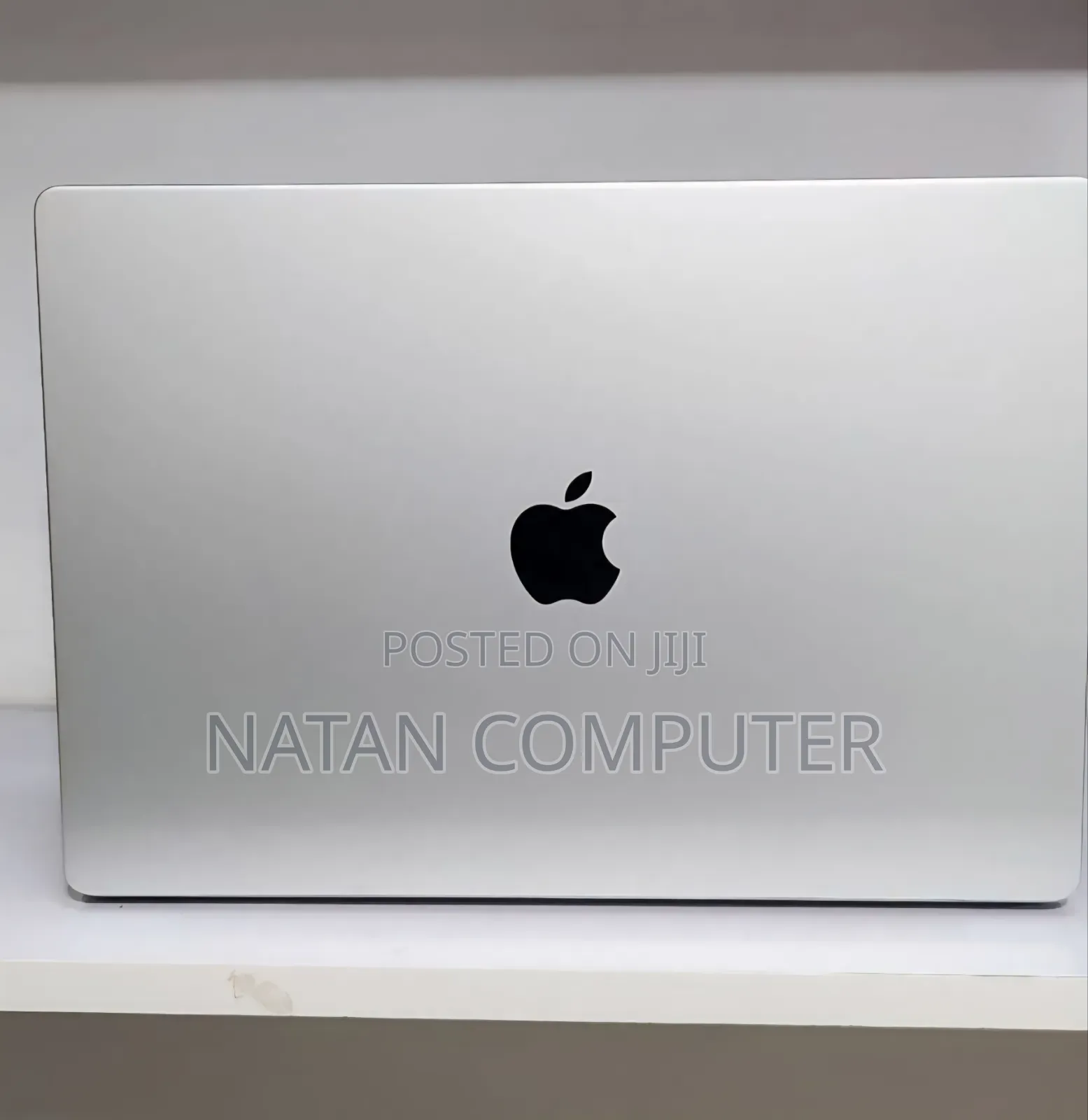 New Laptop Apple MacBook Air 2024 M3 15-inch 24GB Apple M3 SSD 512GB