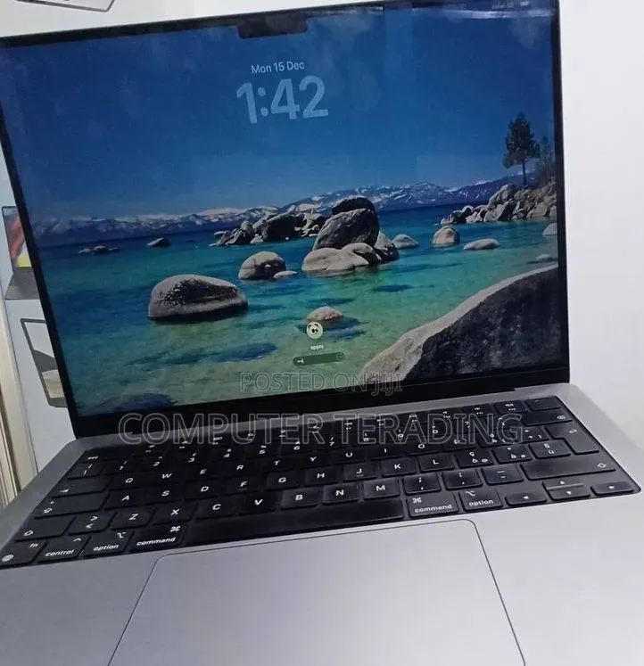 New Laptop Apple MacBook Pro M1 16GB Apple M1 Pro SSD 512GB