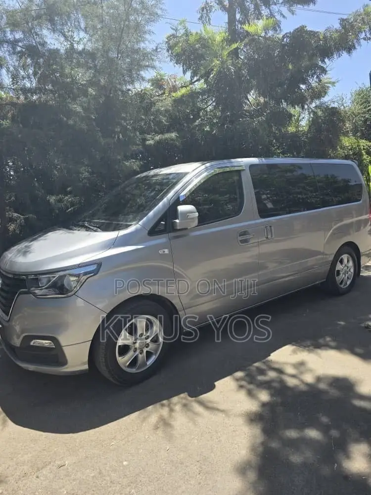 Hyundai H1 2021 Silver