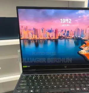 New Laptop MSI Vector 16 HX AI A2XWIG 16GB Intel Core i9 SSD 1T