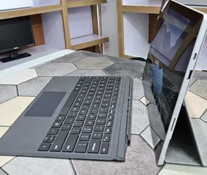New Laptop Microsoft Surface Pro 7+ 16GB Intel Core i7 SSD 512GB