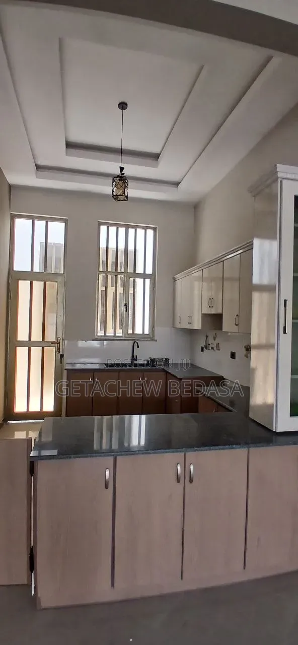 Furnished 6bdrm House in Oromia-Finfinne for sale