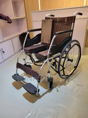 Toilet_wheelchair命恀commode Wheelchair Device