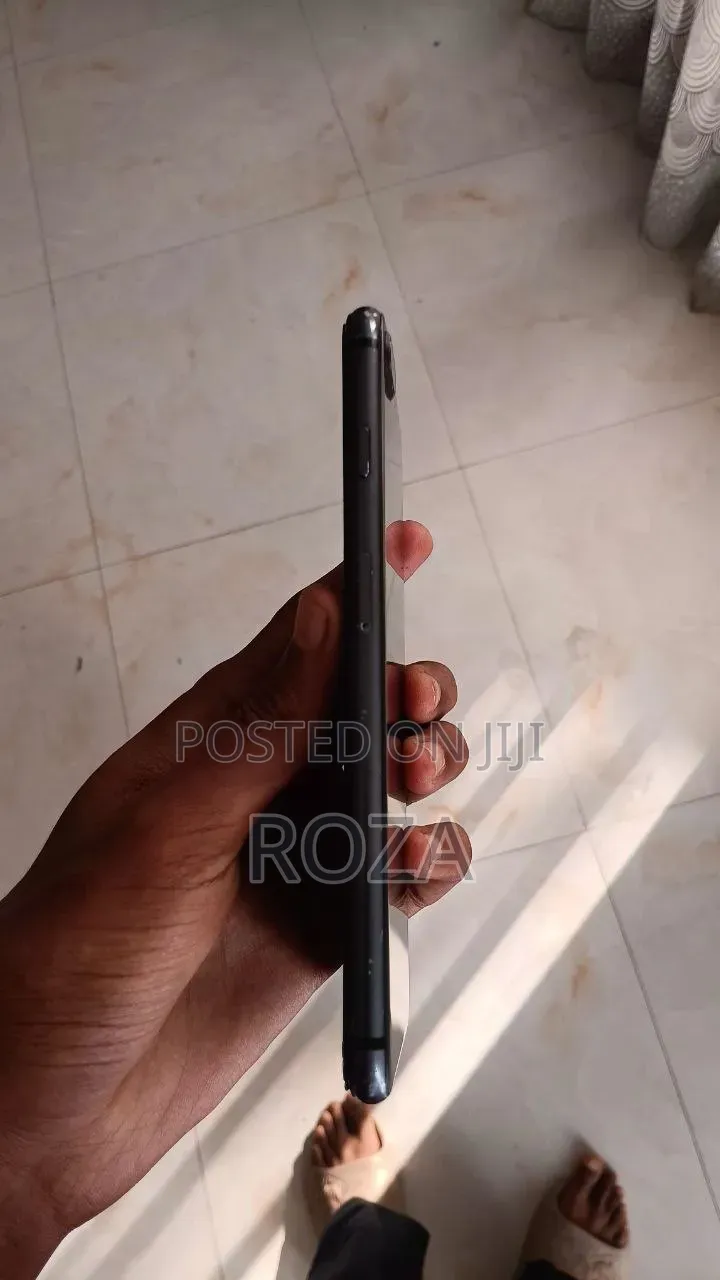 Apple iPhone 8 Plus 64 GB Black
