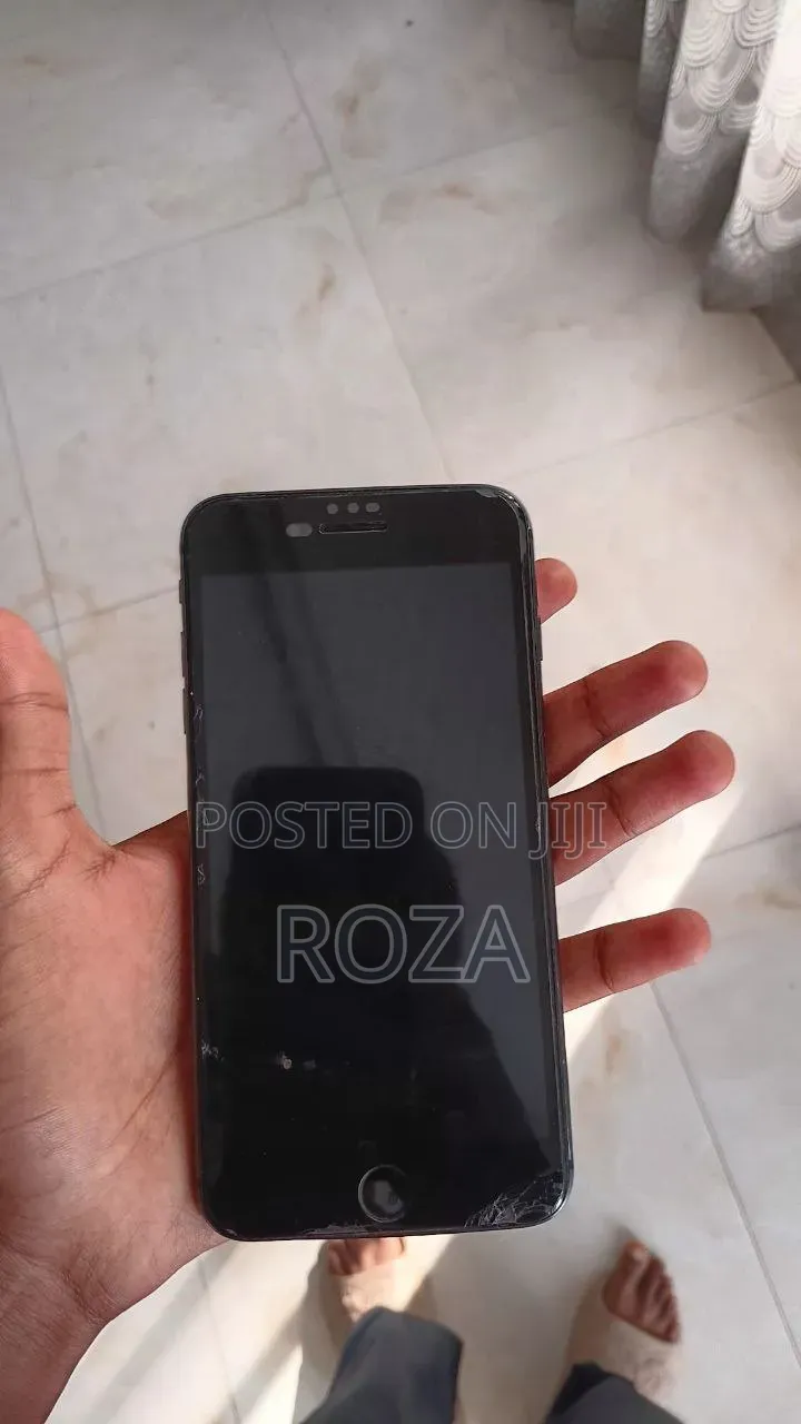 Apple iPhone 8 Plus 64 GB Black