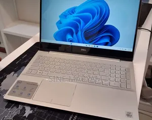 Laptop Dell Inspiron 15 8GB Intel Core i5 SSD 256GB