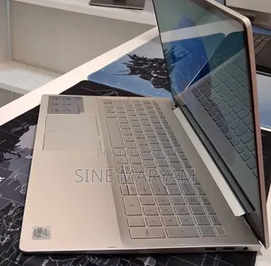 Laptop Dell Inspiron 15 8GB Intel Core i5 SSD 256GB