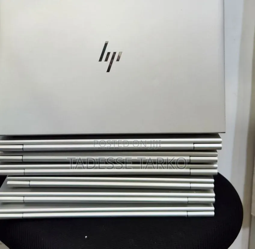 New Laptop HP EliteBook 830 G8 16GB Intel Core i5 SSD 512GB